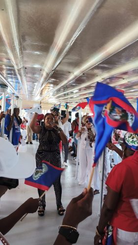 PHOTO-2025-10-10-20-24-20 4